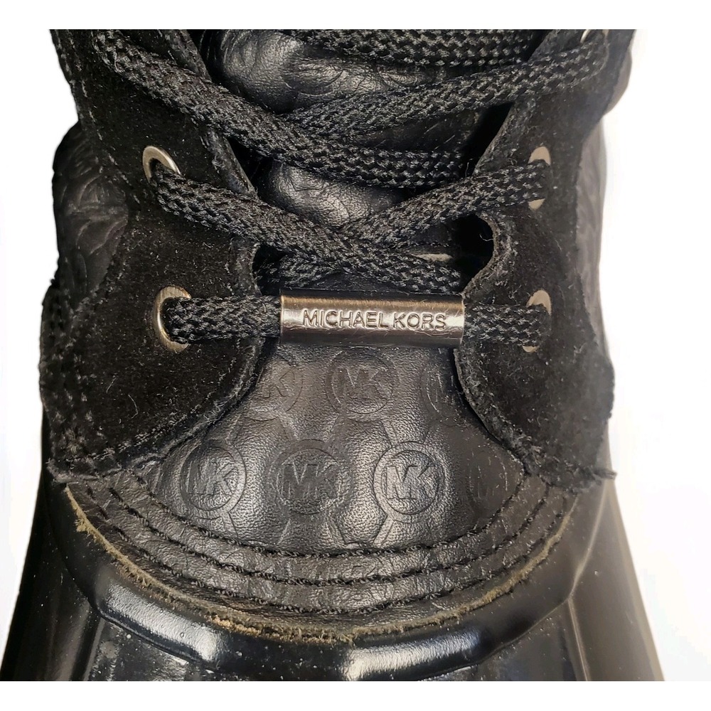 Michael Kors Easton Women's Size 7 Lace Up Black Duck Boots Faux Fur Lined - Picture 9 of 14